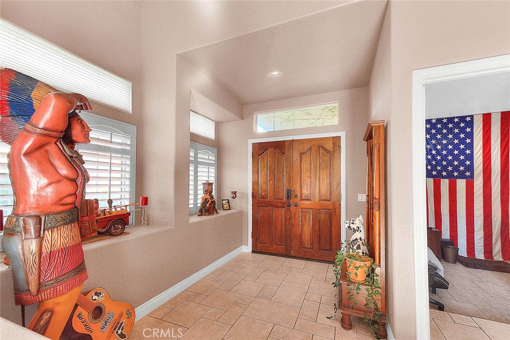15028 Avenida De Las Flores Property Photo 10