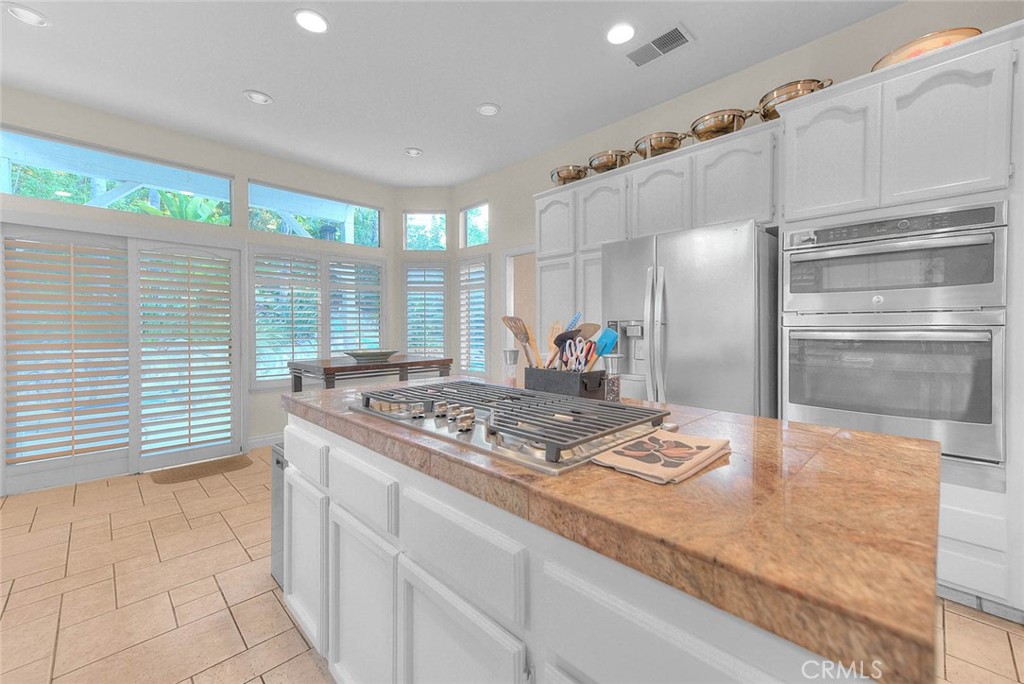 15028 Avenida De Las Flores Property Photo 20