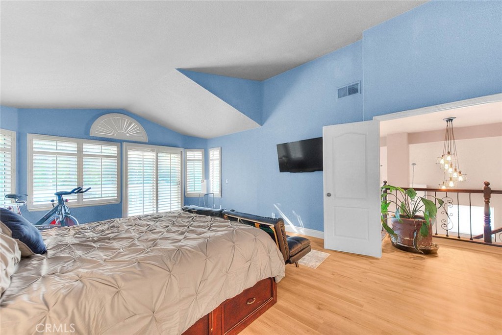 15028 Avenida De Las Flores Property Photo 29