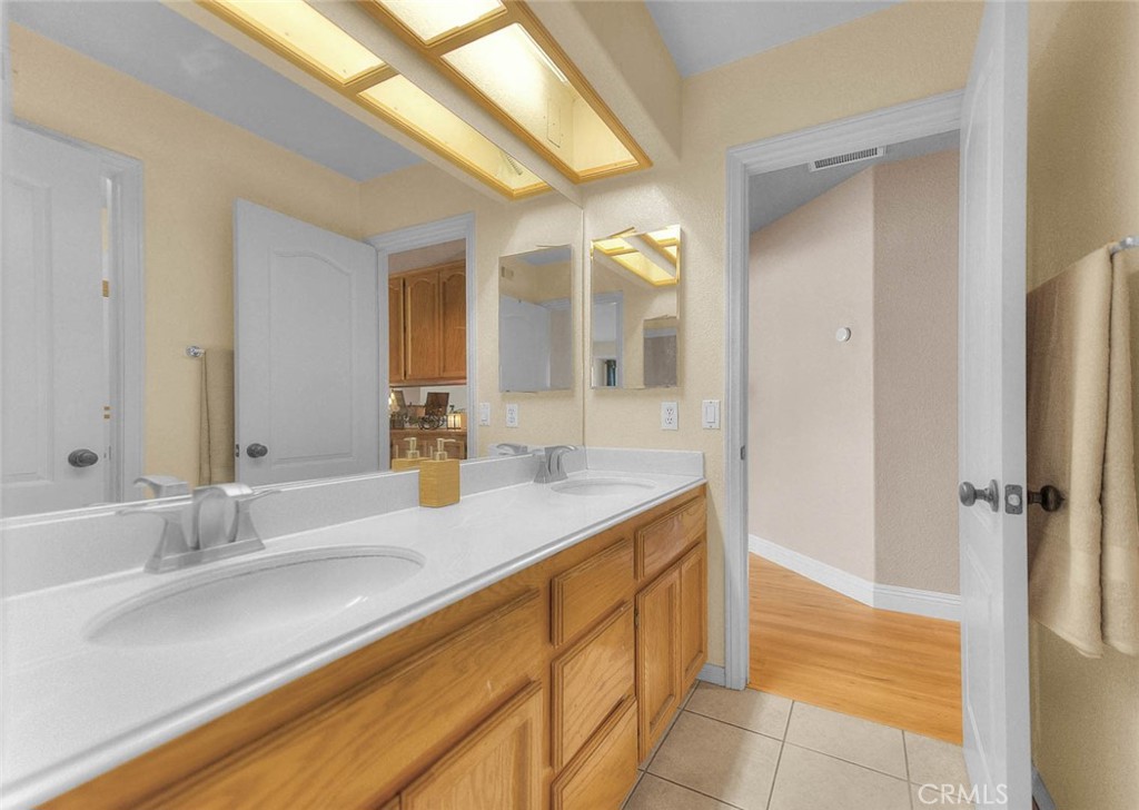 15028 Avenida De Las Flores Property Photo 37