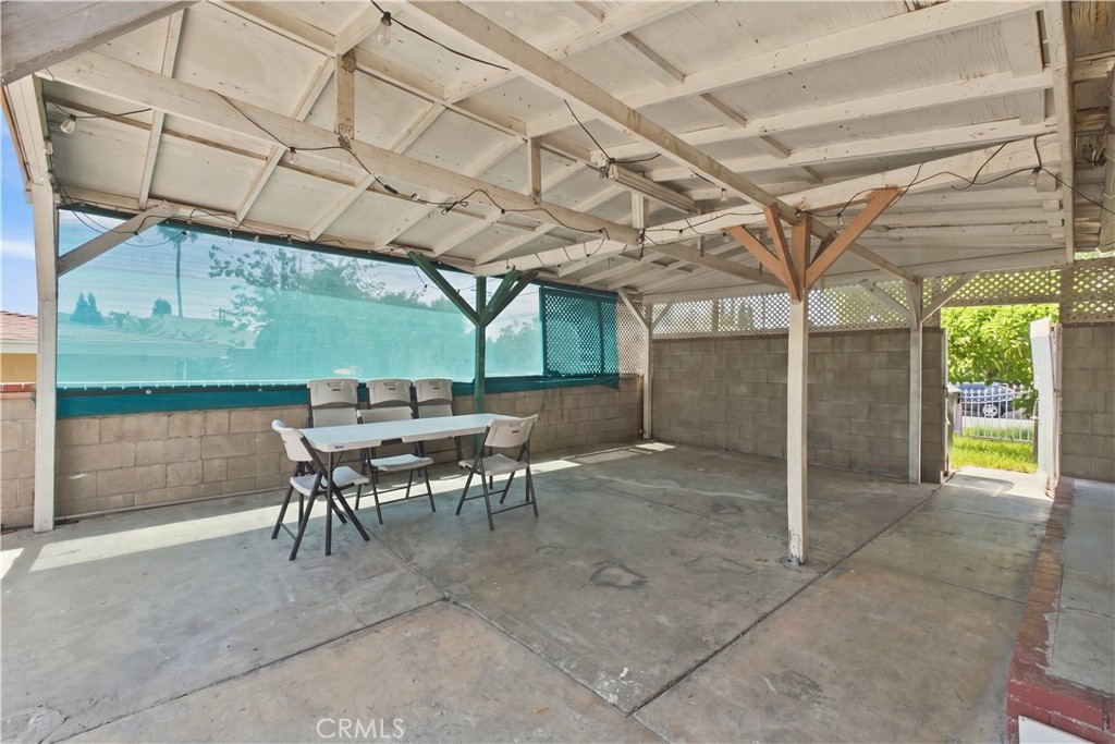 17317 Marygold Property Photo 11