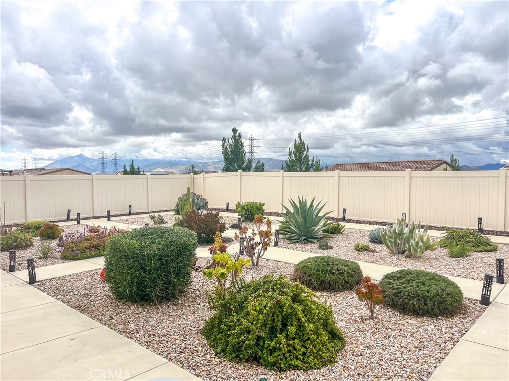 1609 Trailview Dr. Property Photo 20