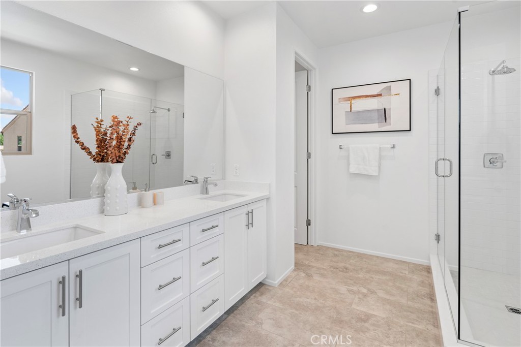 810 Francesca Property Photo 7