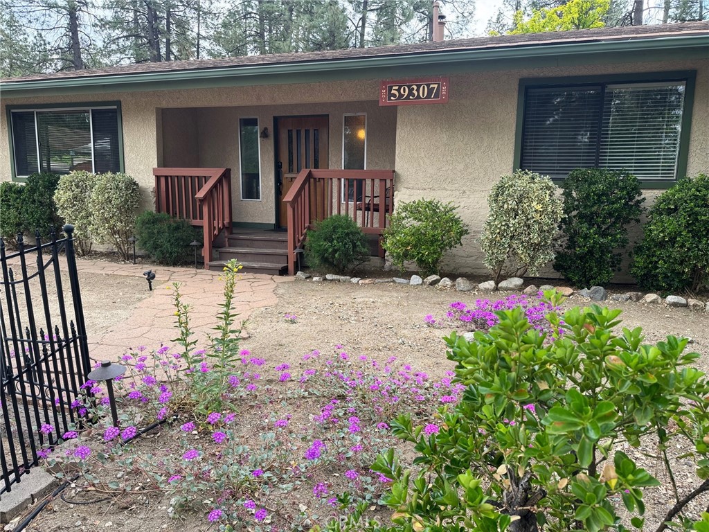 59307 Courtesy Drive Property Photo 3