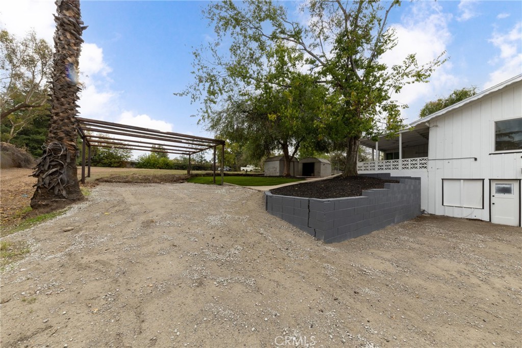 12449 6th Property Photo 6