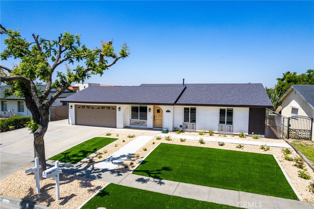 1421 De Anza Property Photo 1