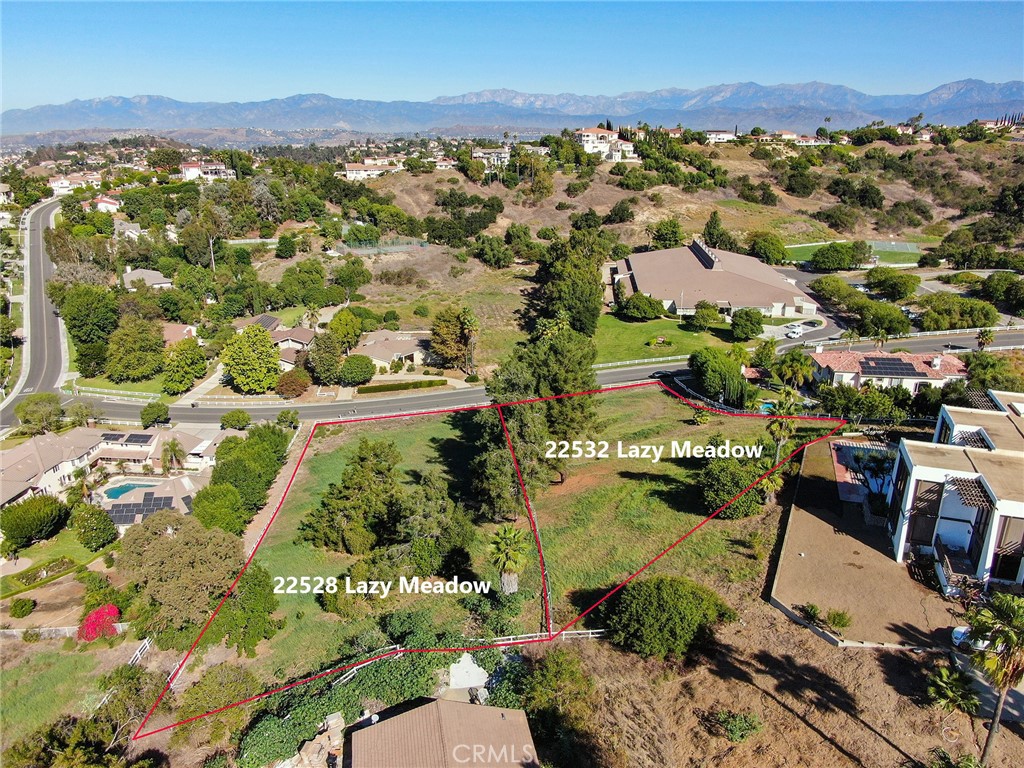 22532 Lazy Meadow Property Photo 3