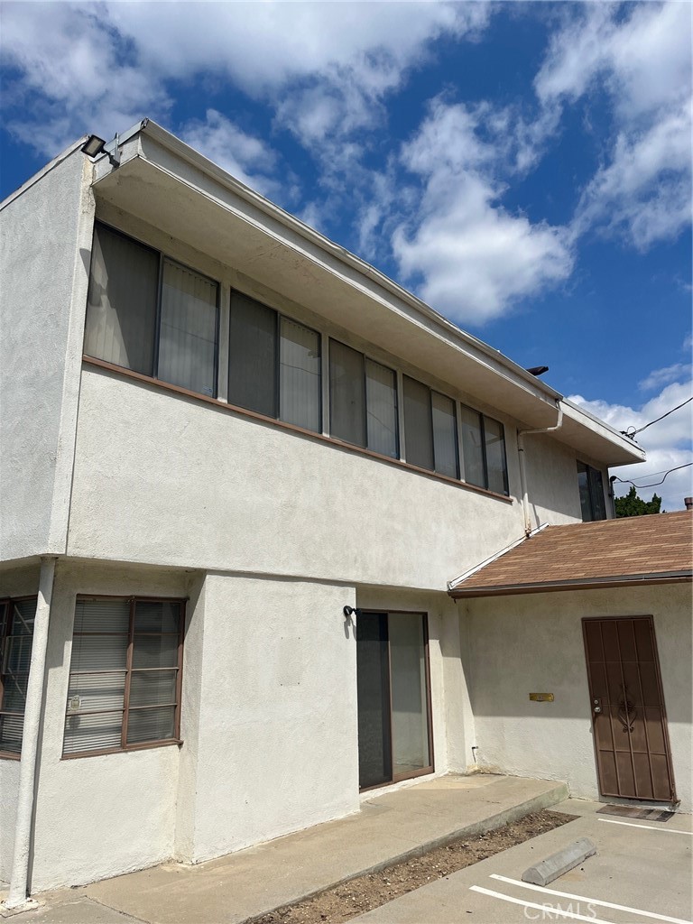 844 Colorado Boulevard Property Photo 6