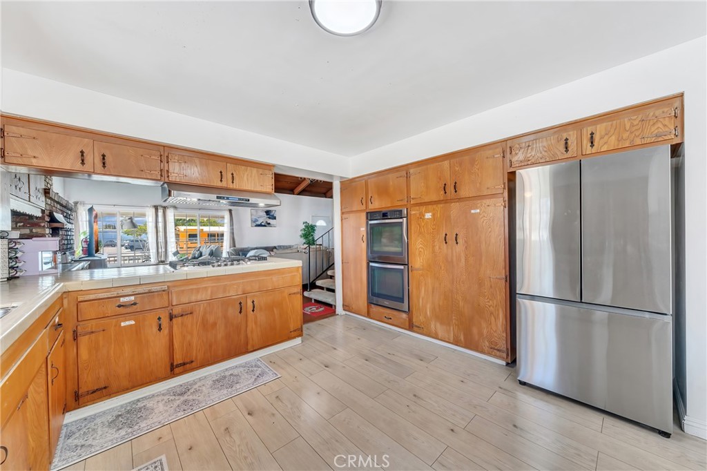 1345 Jellick Avenue Property Photo 13