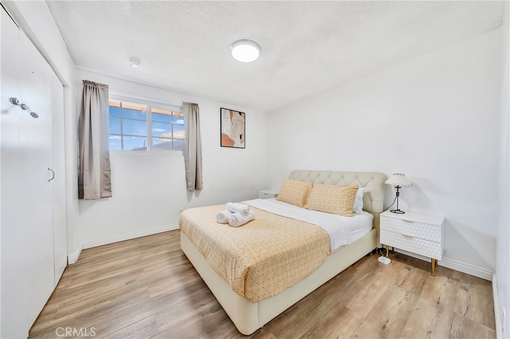 1345 Jellick Avenue Property Photo 18