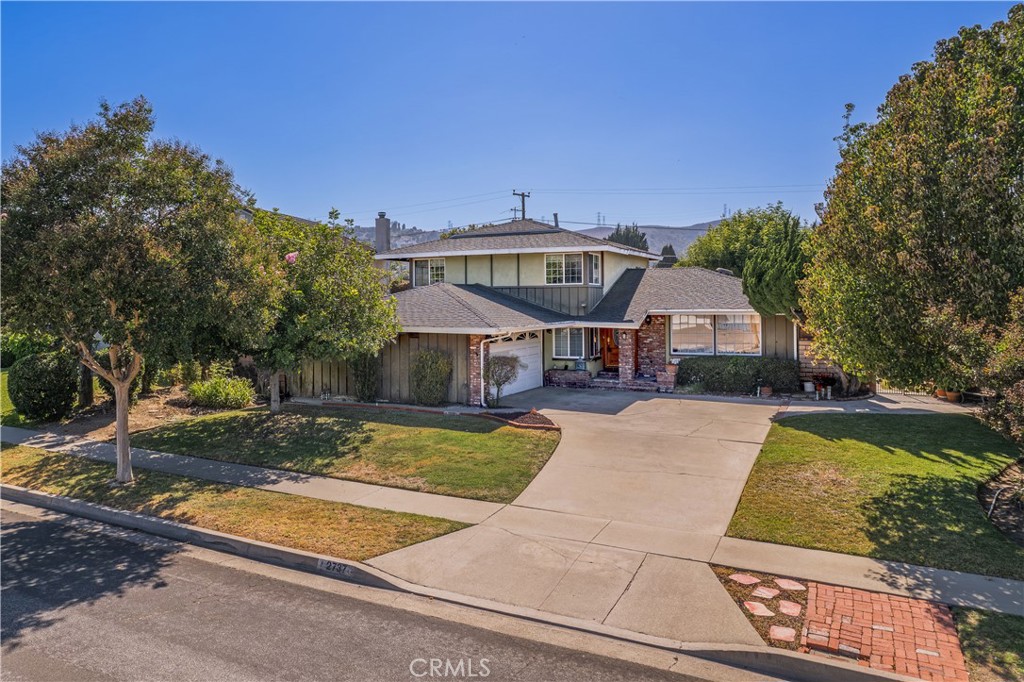 2737 Fragancia Avenue Property Photo 1