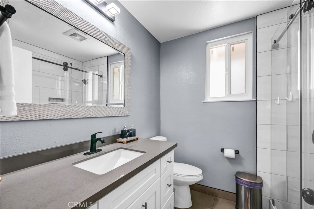 20211 Lake Canyon Property Photo 22