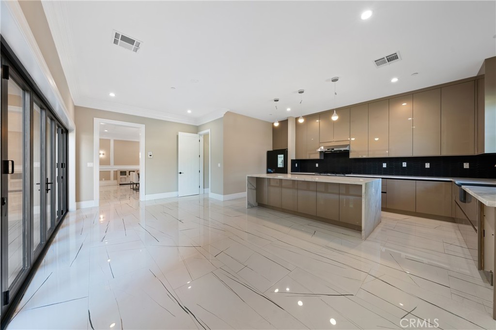 802 Michigan Boulevard Property Photo 27
