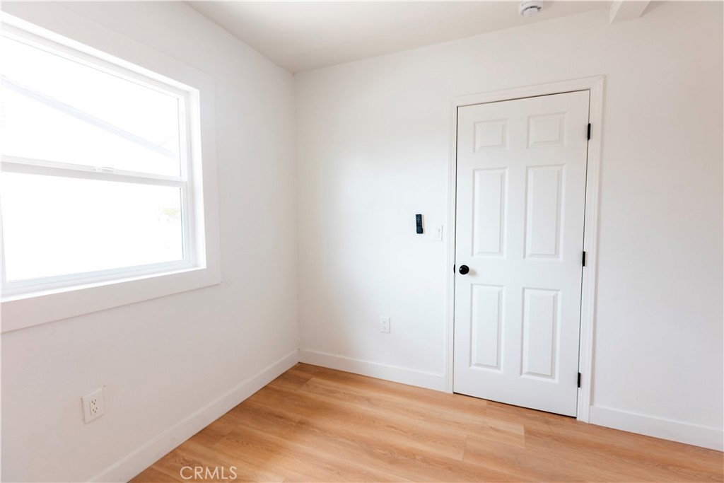 784 E Walton Street B Property Photo 15