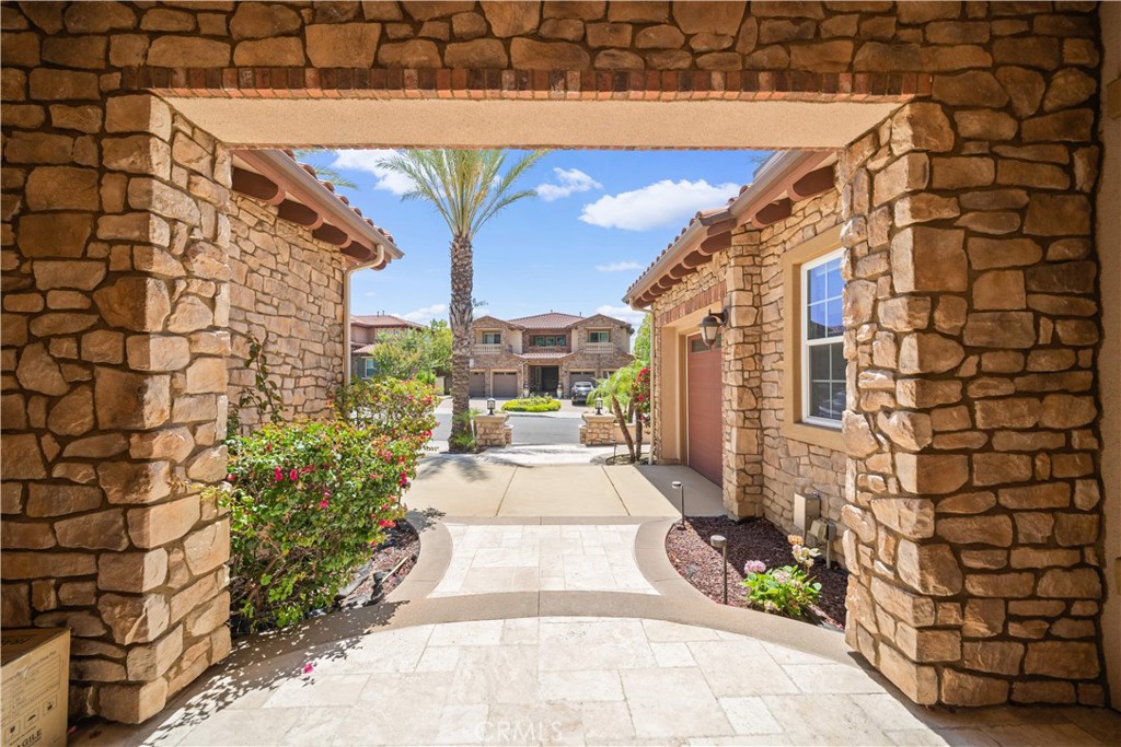 20183 Umbria Way Property Photo 5