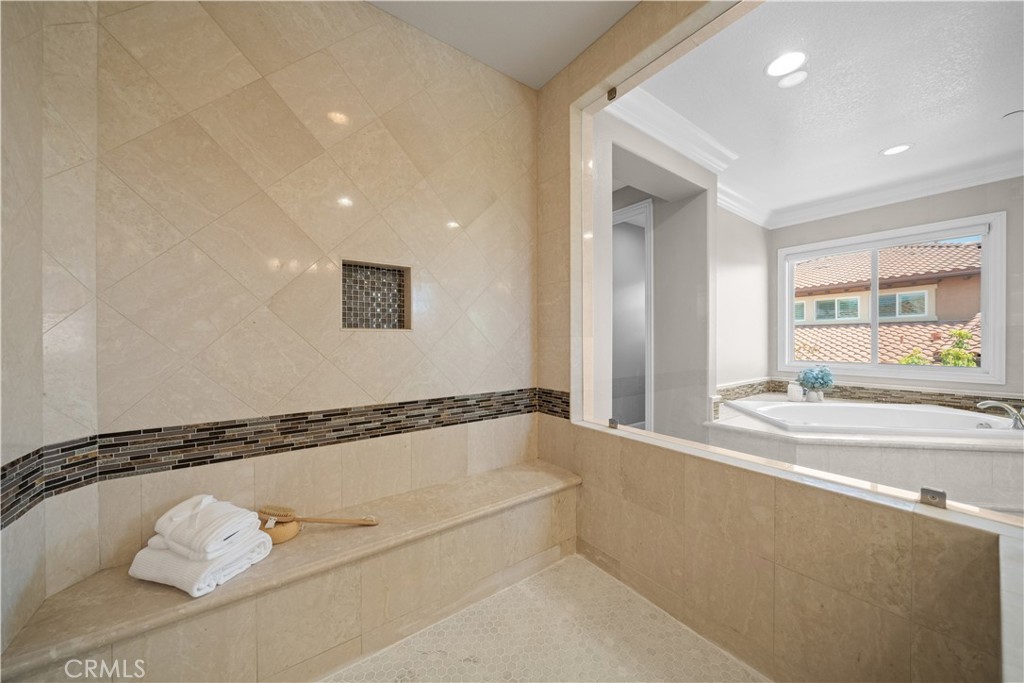 20183 Umbria Way Property Photo 42