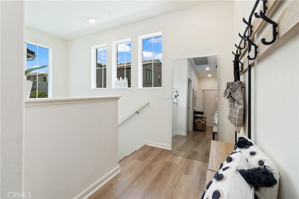 4044 Summer Way Property Photo 15