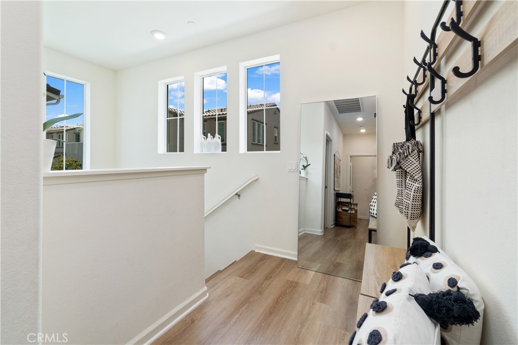 4044 Summer Way Property Photo 15