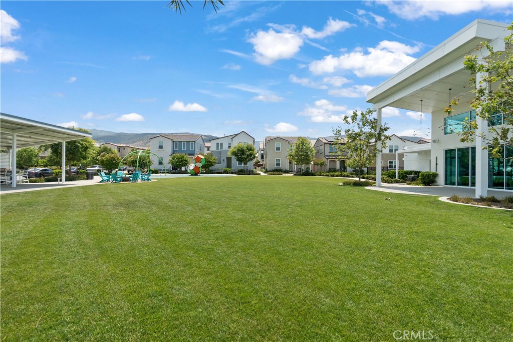 4044 Summer Way Property Photo 40