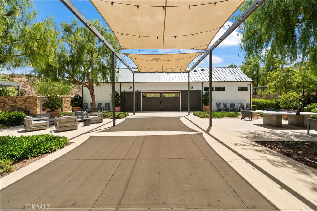 4044 Summer Way Property Photo 41