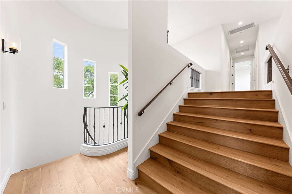 100 Country Club Drive Property Photo 27
