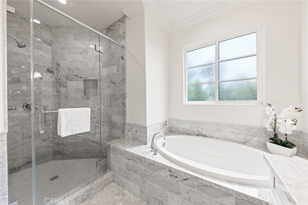 100 Country Club Drive Property Photo 35