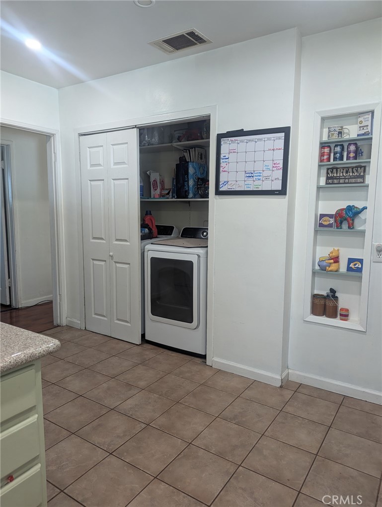 734 Lee Property Photo 9