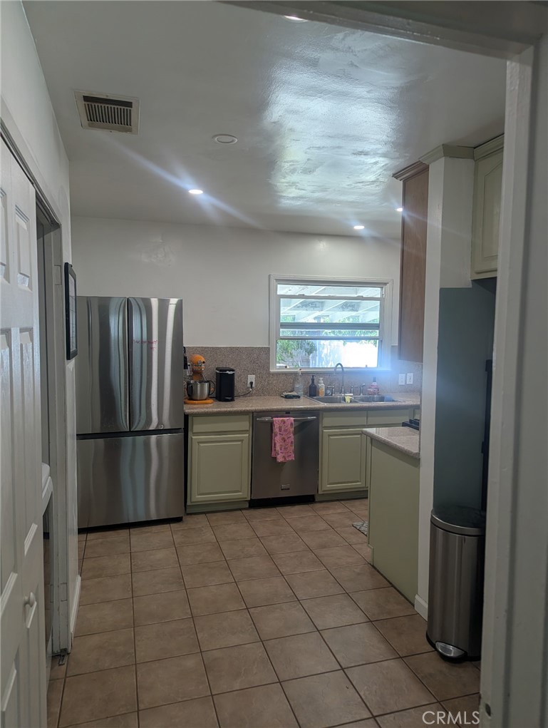734 Lee Property Photo 10