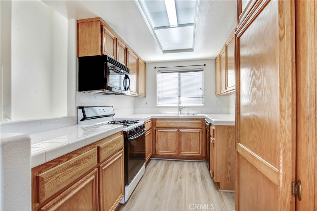 2441 Moon Dust G Property Photo 12
