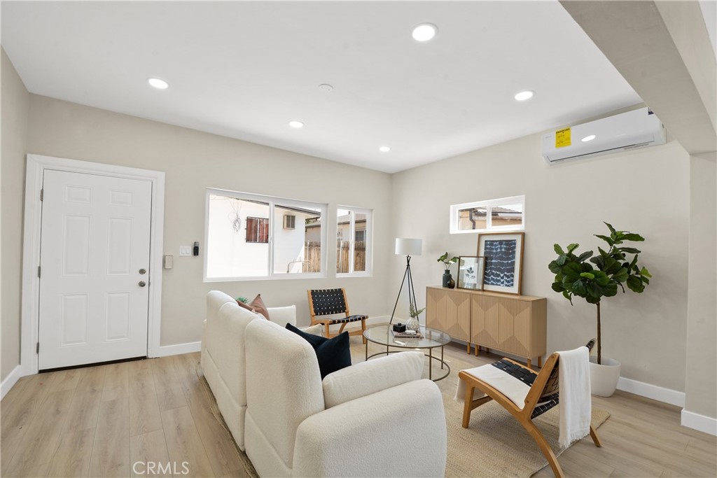 4768 Fisher Street Property Photo 3