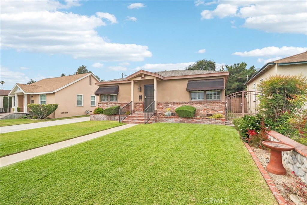 845 Oakdale Property Photo 3