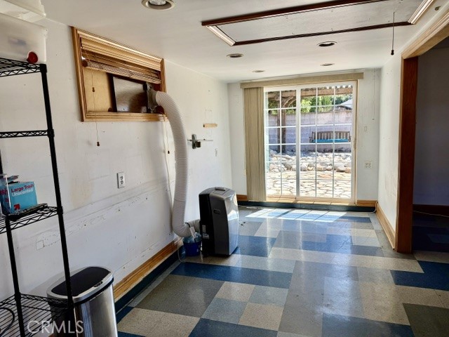 845 Oakdale Property Photo 32