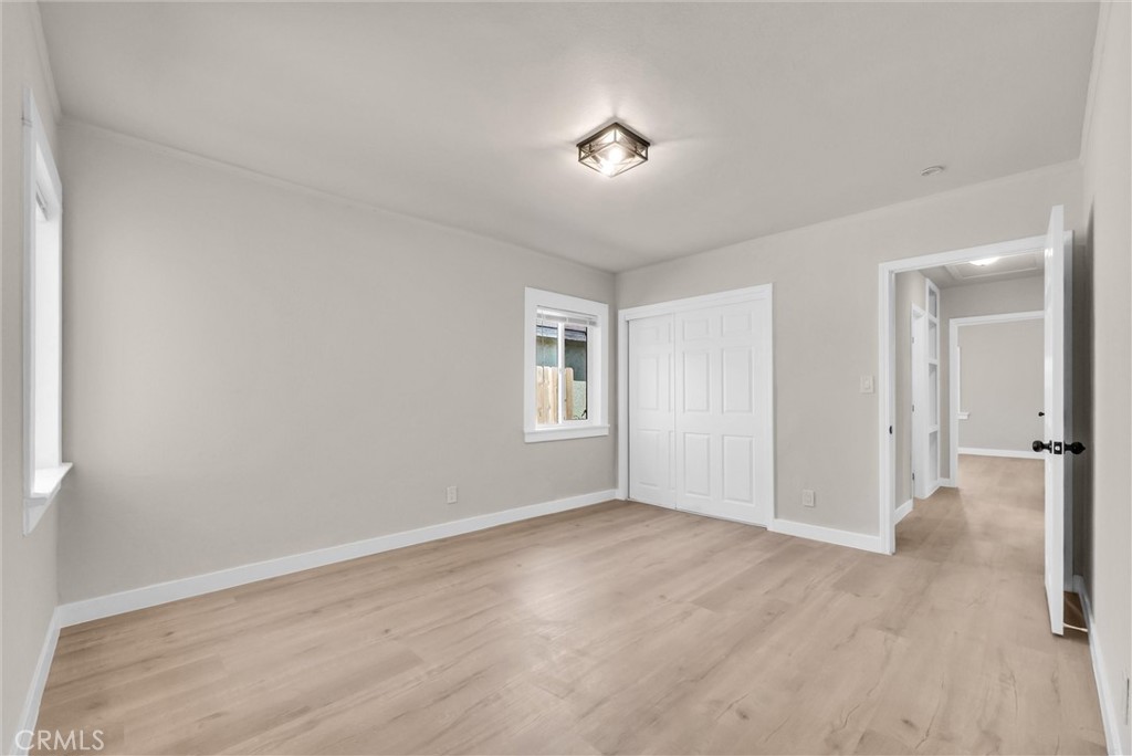 1039 E Elma Property Photo 24