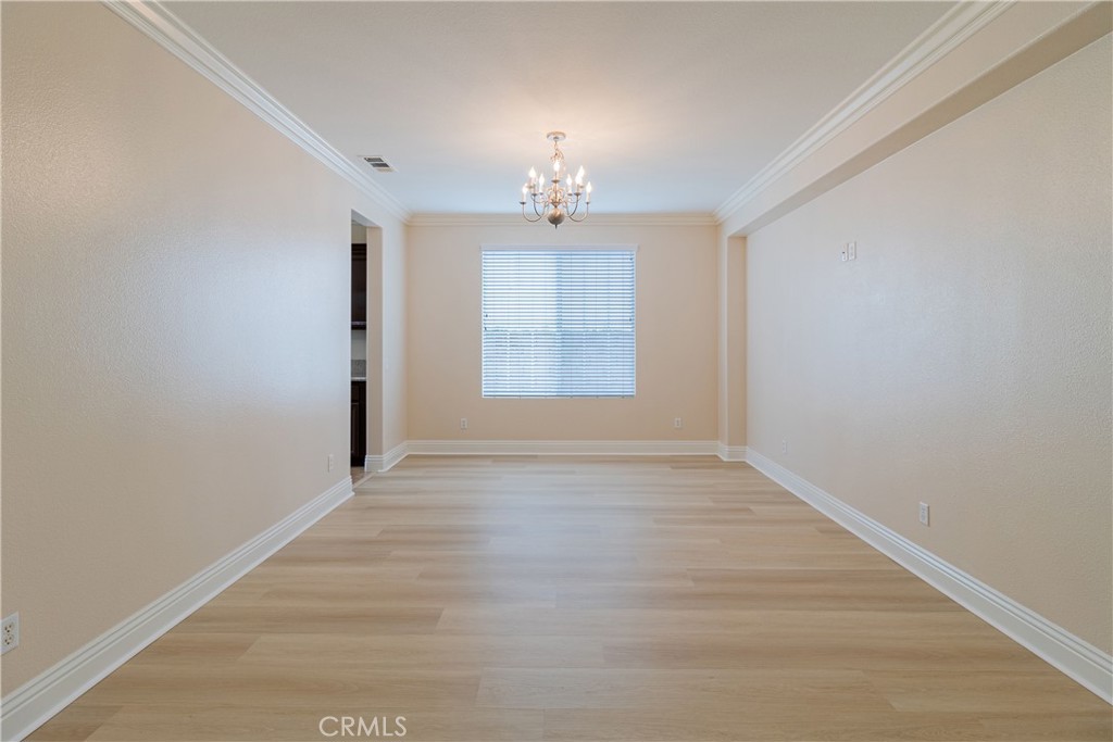 2272 Mary Clare Street Property Photo 5