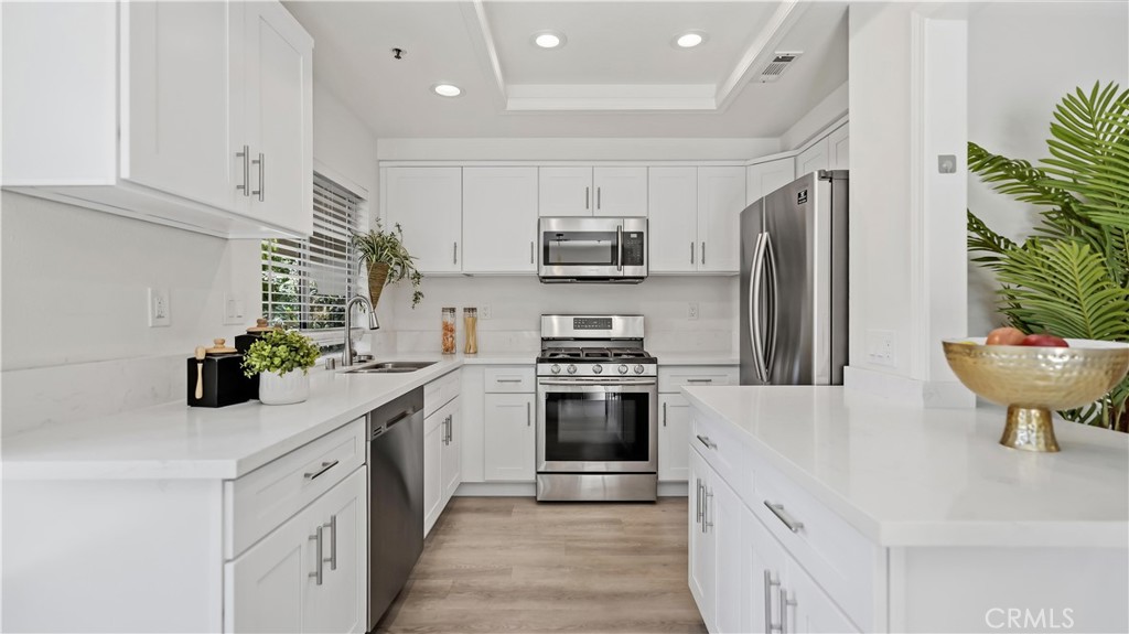 15 Ericson Aisle Property Photo 17