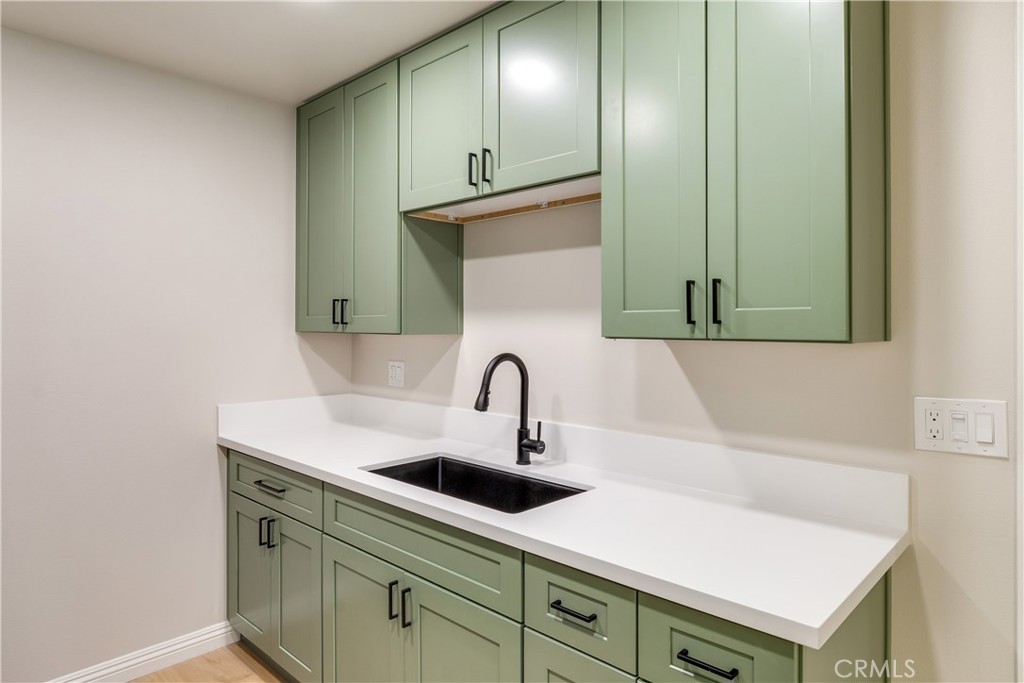 11119 Poplar Street D Property Photo 16