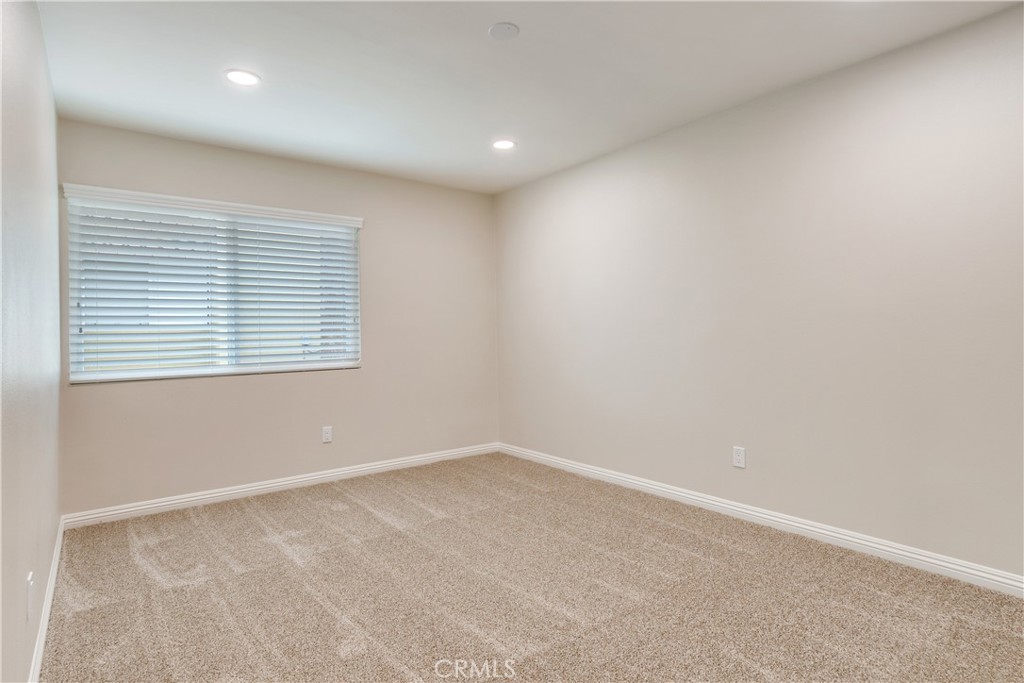 11119 Poplar Street D Property Photo 20