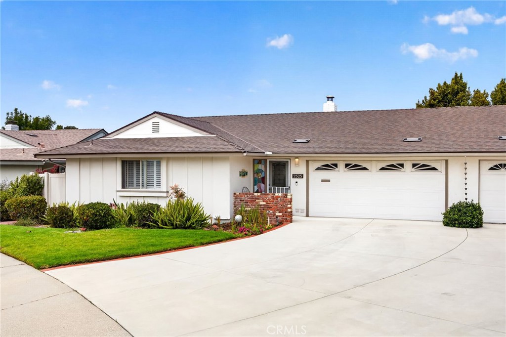2525 Neptune Place Property Photo 2