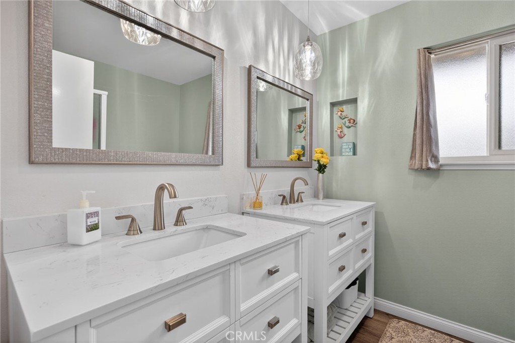 2525 Neptune Place Property Photo 26