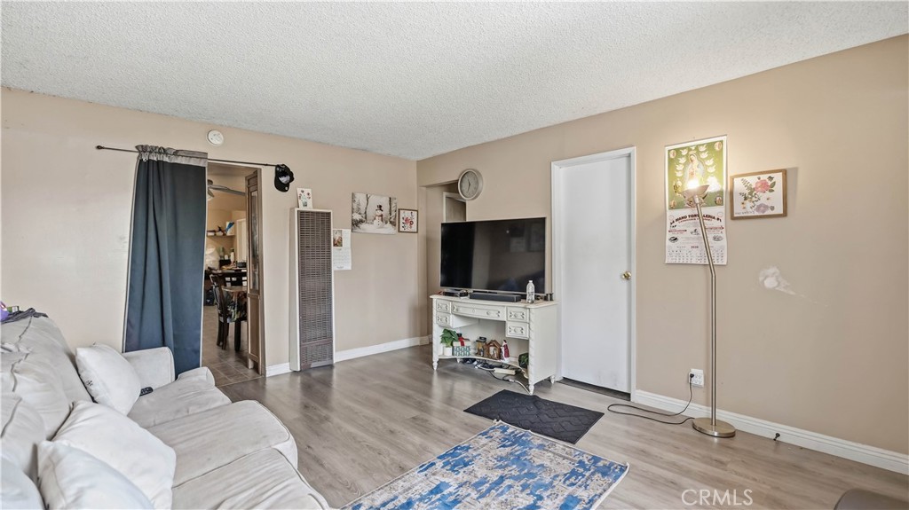 11133 Klingerman St Property Photo 28