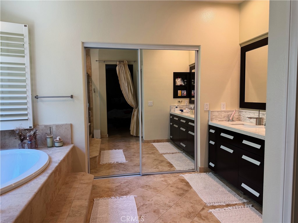 4325 Torrey Pines Property Photo 29