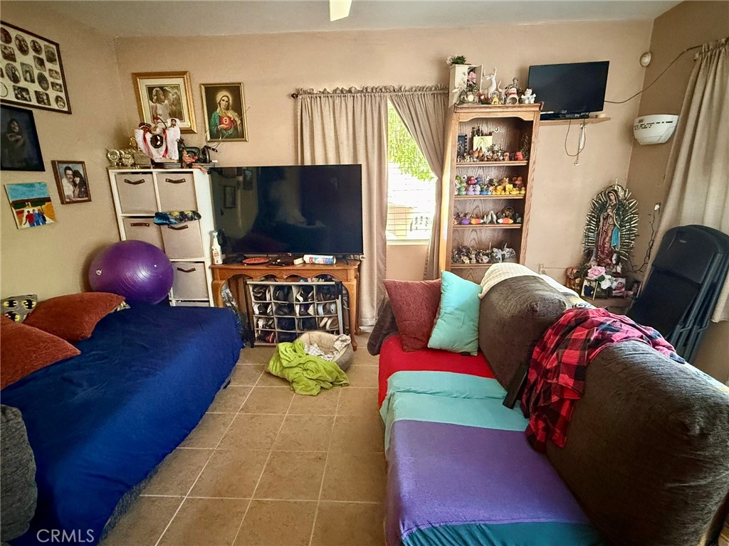 10711 Brockway Property Photo 3
