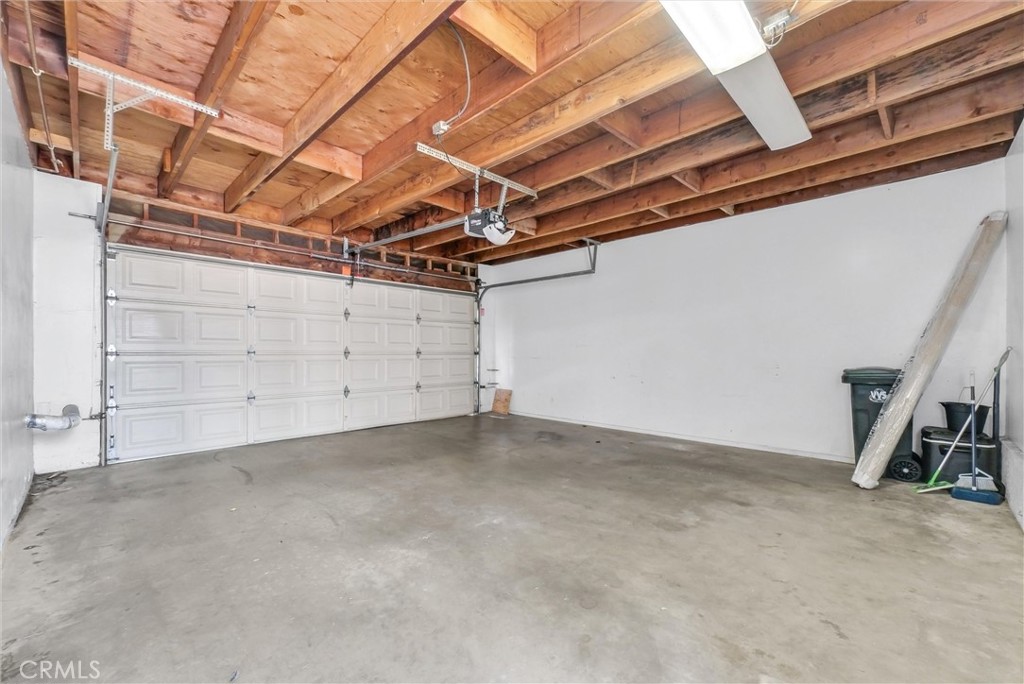 1047 Canyon Spring Lane Property Photo 16