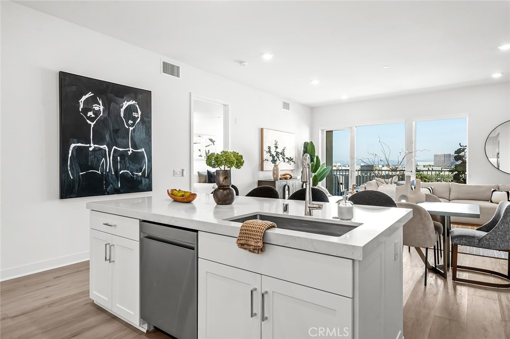 3604 Rivington Property Photo 4