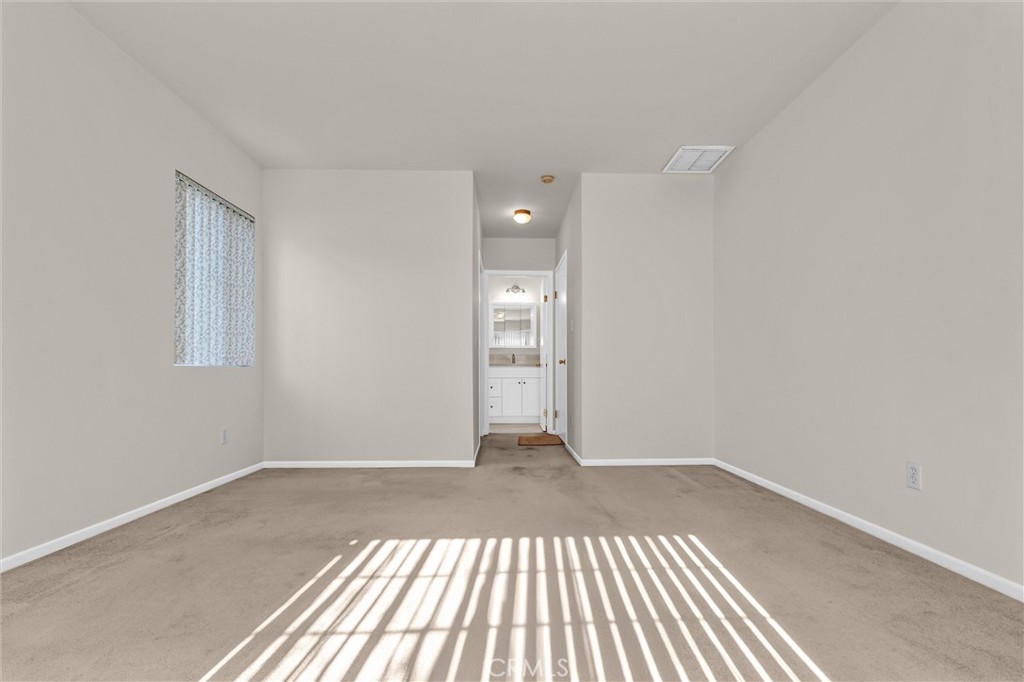 1404 Violeta Property Photo 19