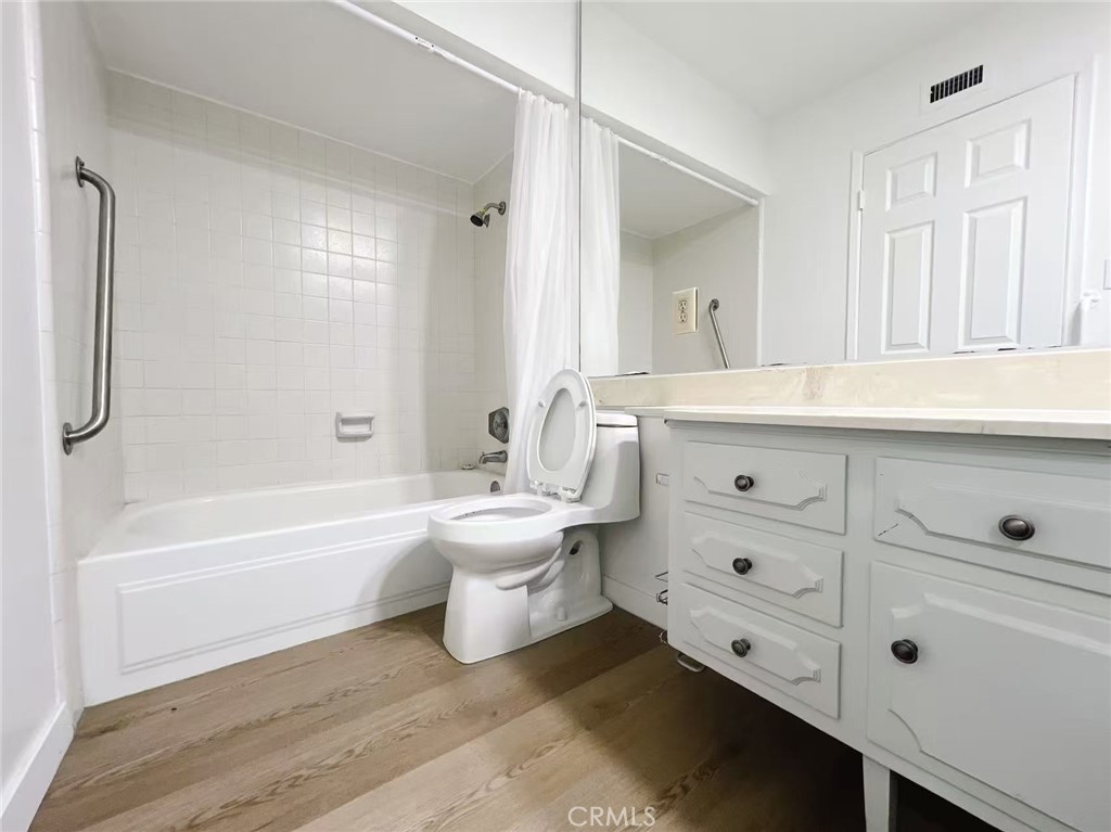 2235 Deepgrove Property Photo 14