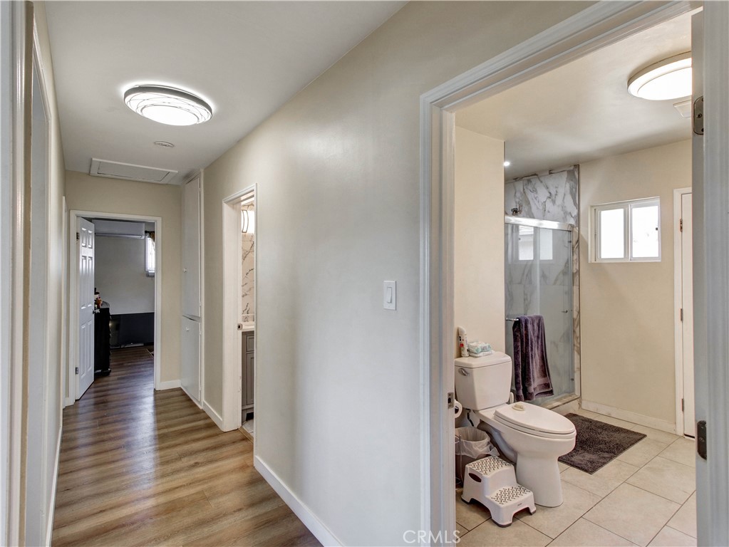 12205 S Halldale Property Photo 16
