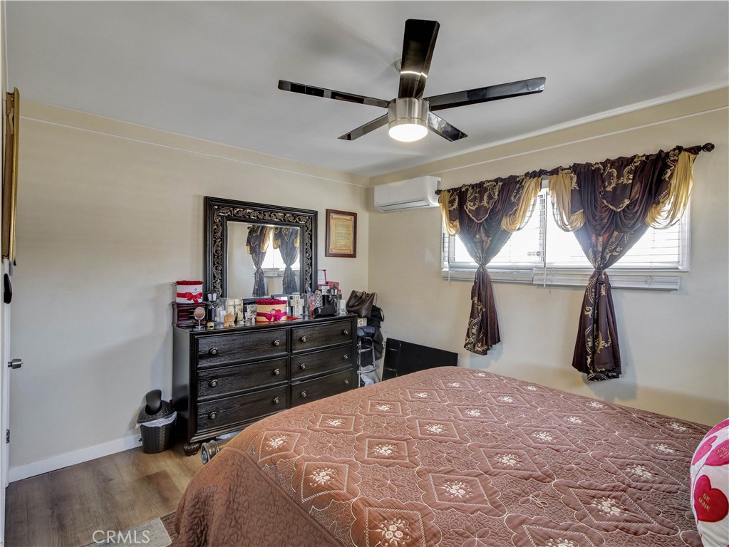 12205 S Halldale Property Photo 19