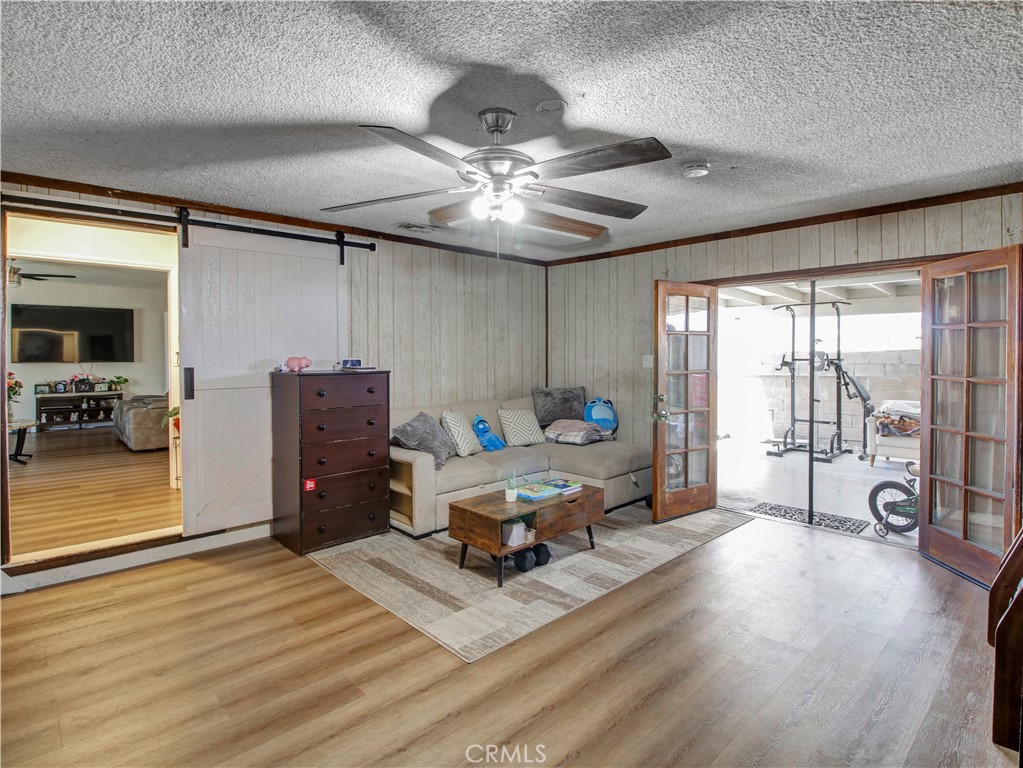 12205 S Halldale Property Photo 23