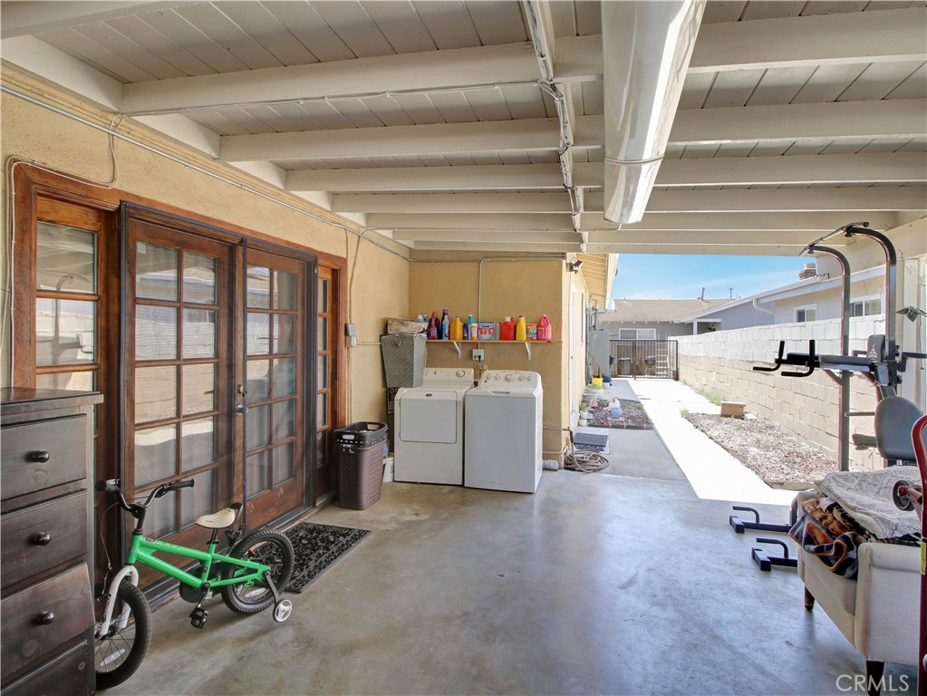 12205 S Halldale Property Photo 25